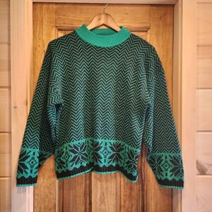 Vintage Burlington Sweater Factory Green And Black Knit Sweater